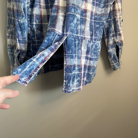 Tribal Jeans Women's Blue‎ Acid Wash Plaid Long Sleeve Button Up Shirt Size Med - Picture 8 of 15